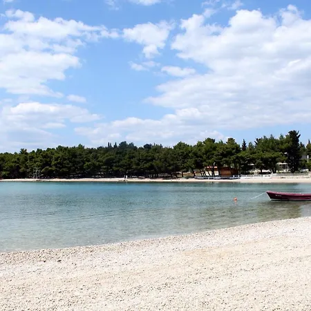 With Parking Space Pirovac, Sibenik - 21008 Apartamento Pirovac