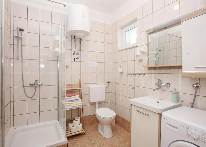 With Parking Space Pirovac, Sibenik - 21008 Appartement