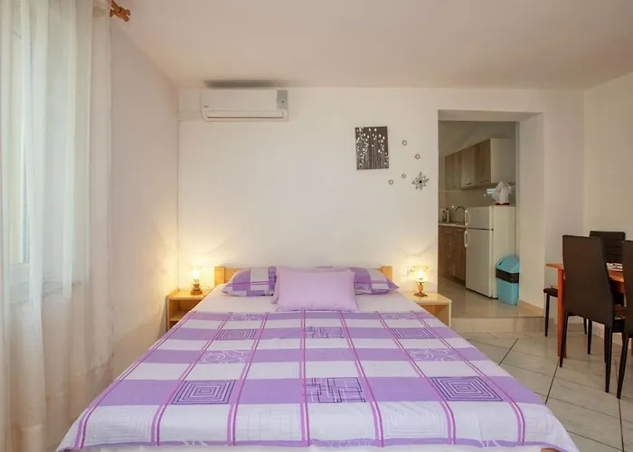 With Parking Space Pirovac, Sibenik - 21008 Appartement